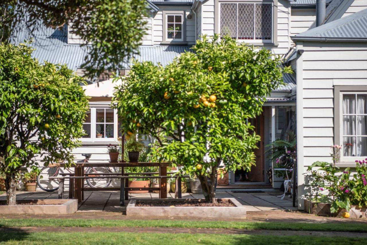 French Bay House Bed and Breakfast Akaroa Esterno foto